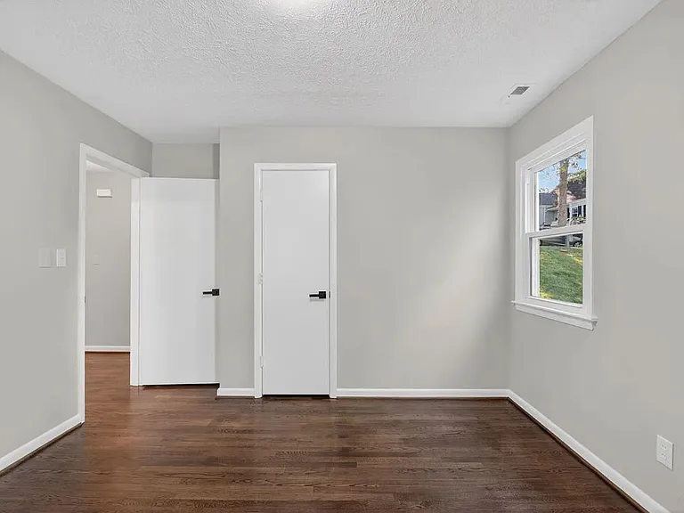 58 W Princeton Cir #A — Photo 10