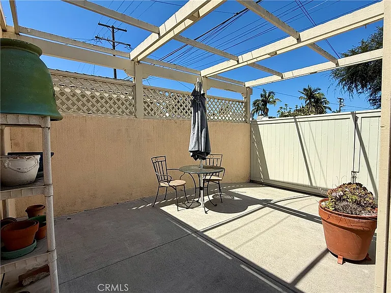 1117 Bennett Ave — Photo 34