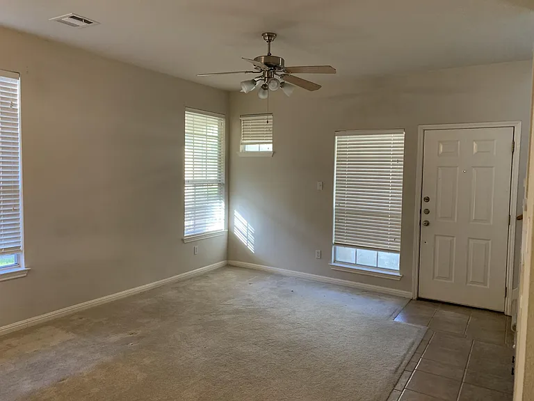 11000 Anderson Mill Rd #29 — Photo 12