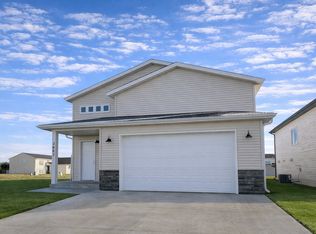 3602 33rd St S, Moorhead, MN 56560