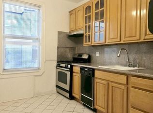 348 90th St APT 2, Brooklyn, NY 11209