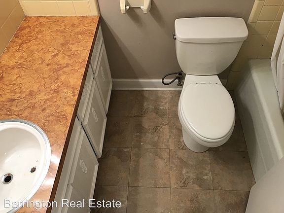 4th image of 4008 Saint John Ln
