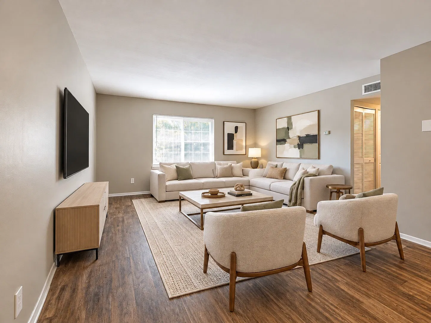 Eagle Trace Apartments — Photo 3