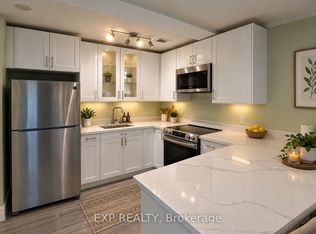 1A Dale Ave #109, Toronto, ON M4W1K2