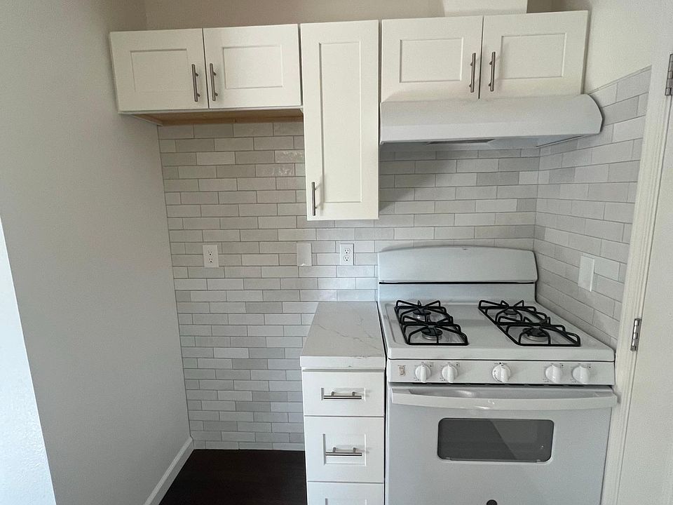 1st image of 519 S Washington St #1/2