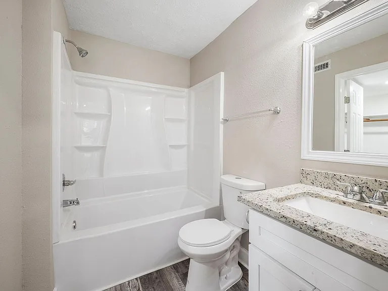707 Vassar Ct — Photo 15