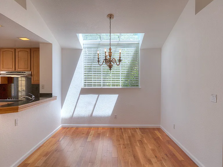 1348 Fountain Springs Cir — Photo 5