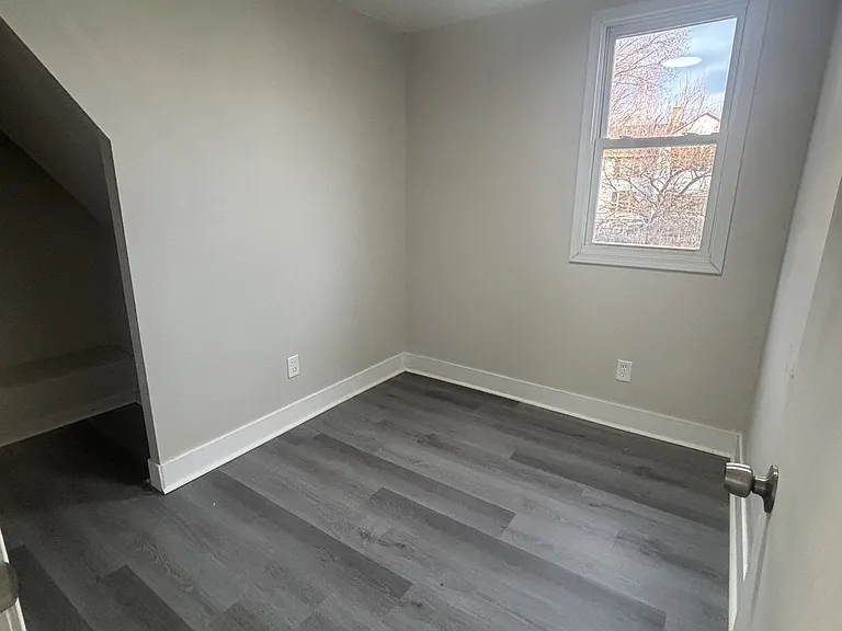 8019 Platt Ave — Photo 6