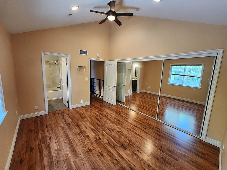 620 W Doran St #7 — Photo 9