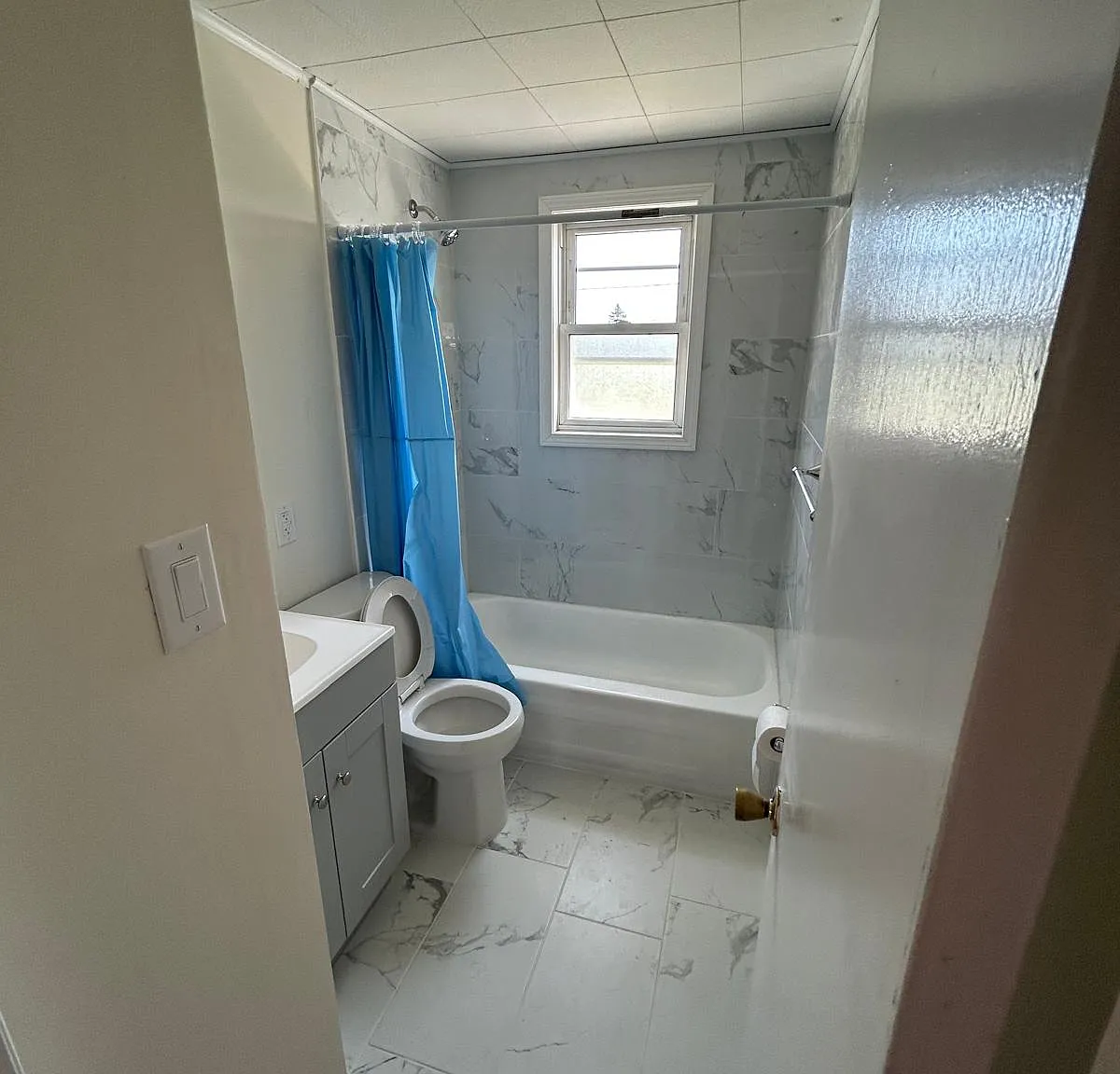 2 bed, $2,700 — Photo 4