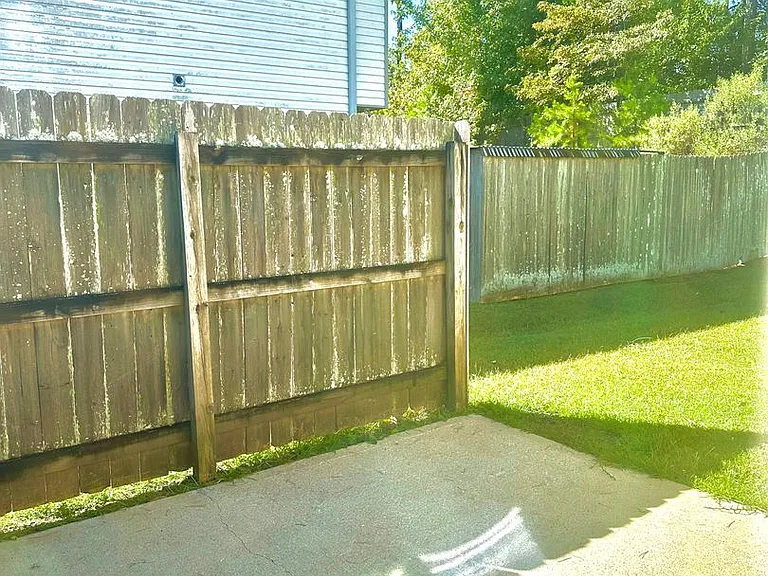 2108 Dutch Ct — Photo 13