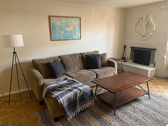 5th image of 625 S Pennsylvania Ave #204