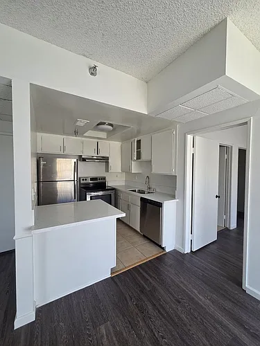 Floor plan 208