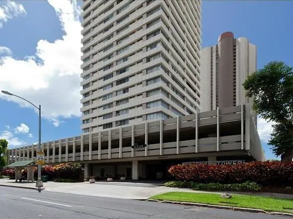 2525 Date St APT 4004, Honolulu, HI 96826