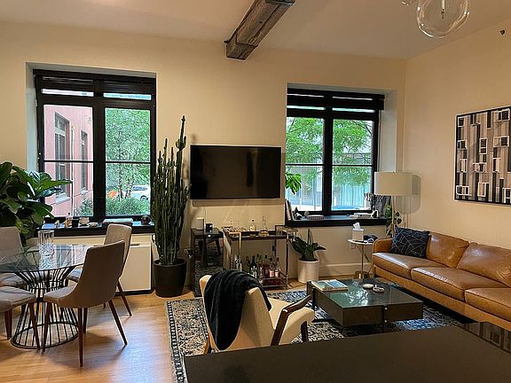 2nd image of 487 Keap St APT 106