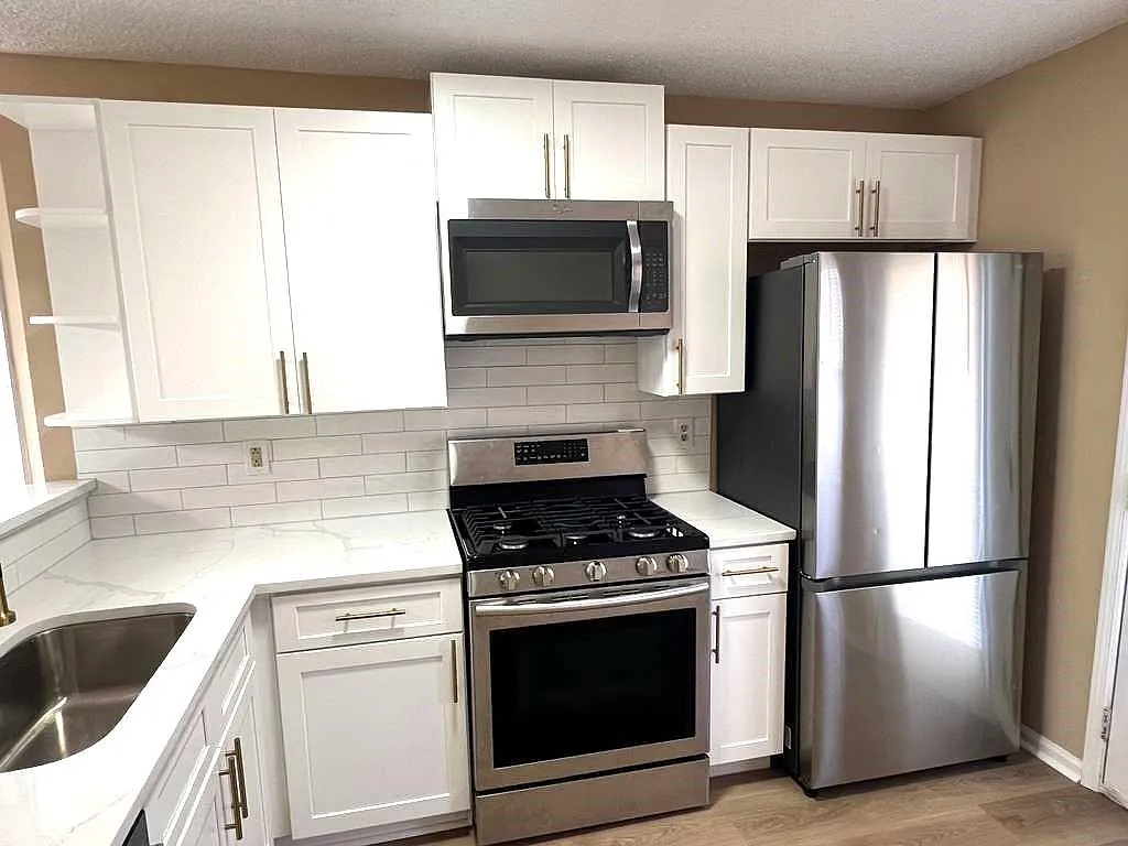2 bed, 2.0 bath, 996 sqft, $1,500 — Photo 4