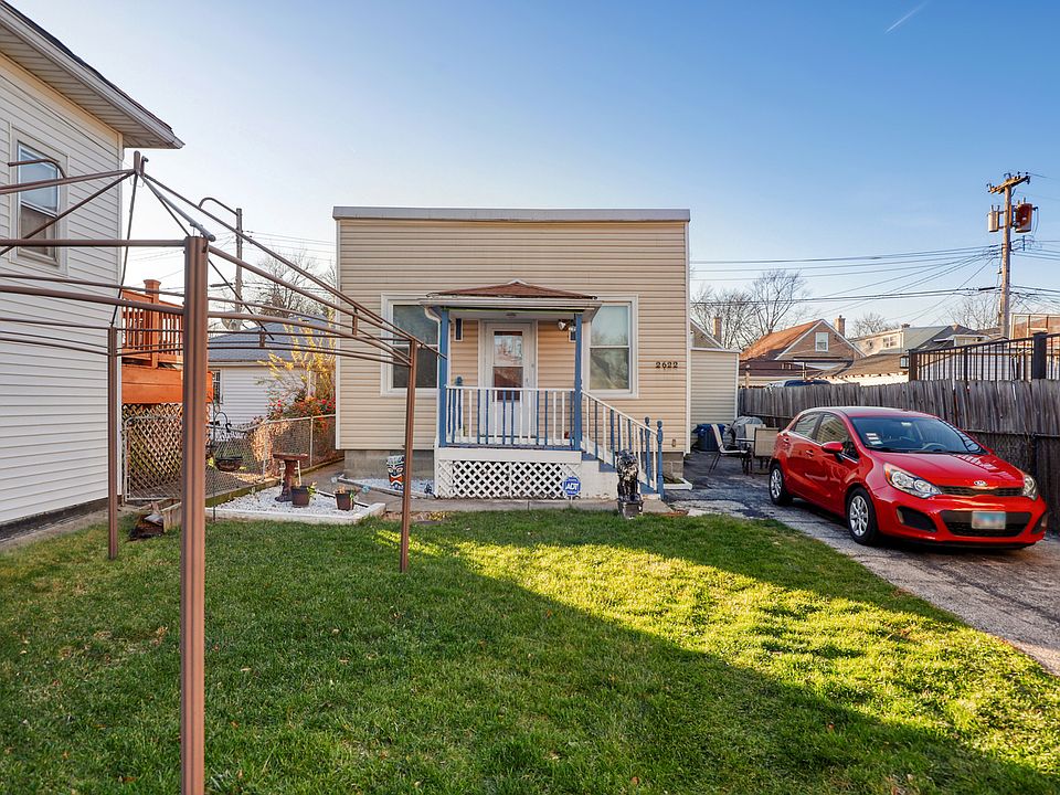 1st image of 2622 N Moody Ave