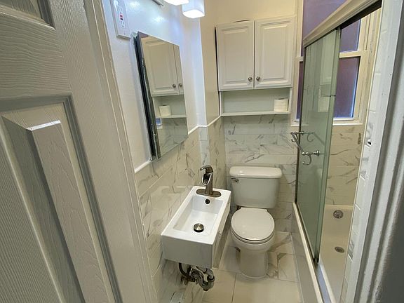 5th image of 443 Locust St Floor 2