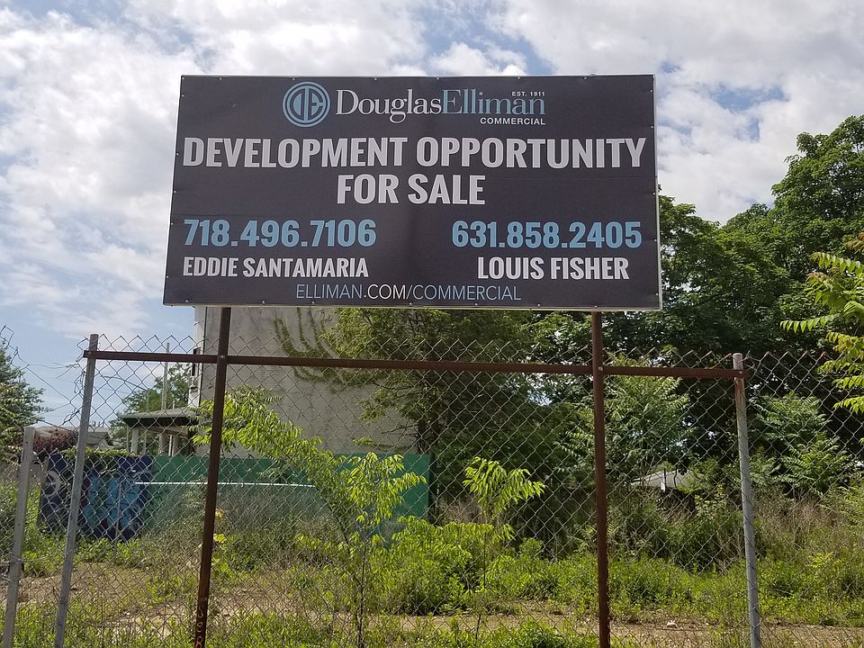 1st image of 398 Kings Hwy