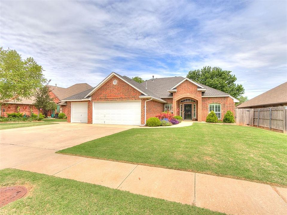 1st image of 12000 Dalton Dr