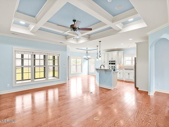 4th image of 1328 Garden Springs Court