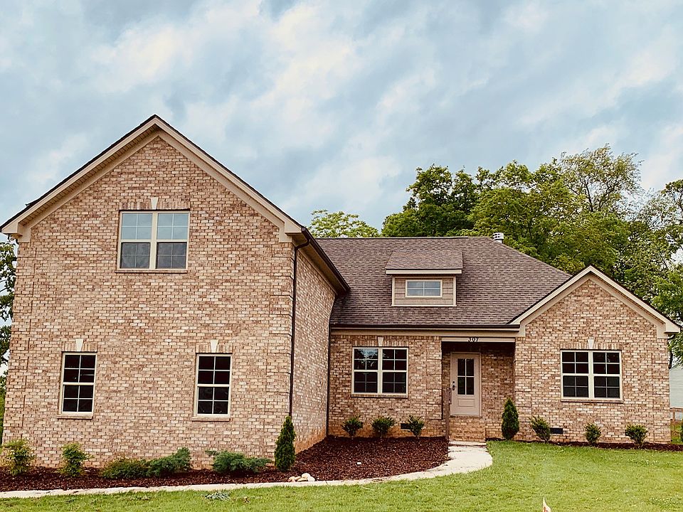1st image of 307 Katherine Grace Dr