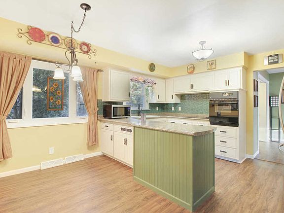 2nd image of 5326 W Portage Ave