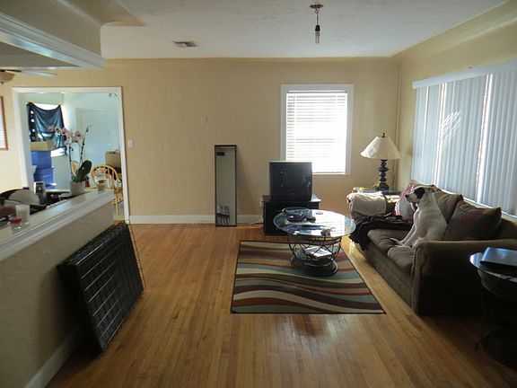 Living/Florida room