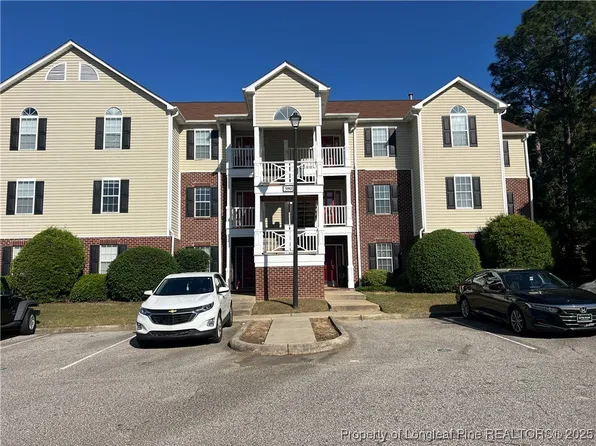 380 Bubble Creek Ct Unit 8, Fayetteville, NC 28311