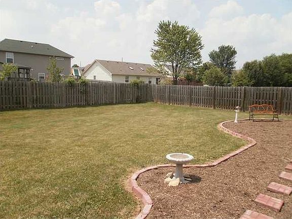 5th image of 11047 Bear Hollow Dr