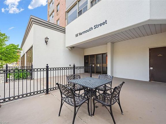 4th image of 55 Yarmouth St #903
