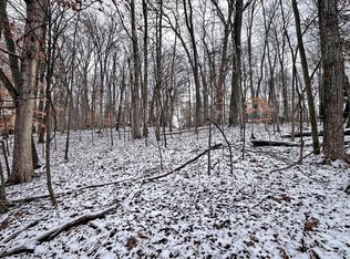 100 Green Valley Dr, Howard, OH 43028