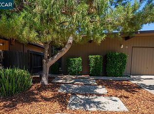 50 Chief Ct, Sacramento, CA 95833