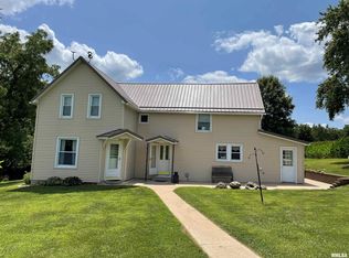 139 E 1960th Pl, Plainville, IL 62365