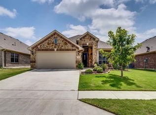 510 Lakeview Dr, Alvarado, TX 76009