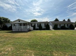 818 Page St, Confluence, PA 15424