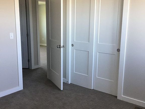 5th image of 1301 Westwood Cir Unit C