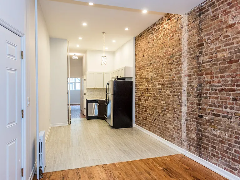 1727 Himrod St #2L — Photo 1