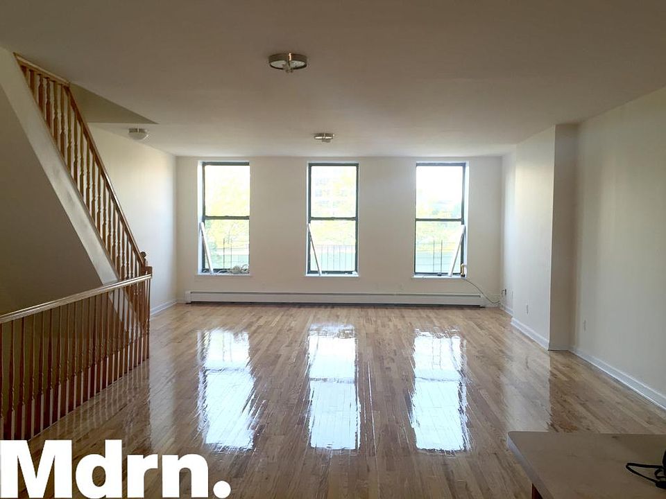 1st image of 658 Dean St #2