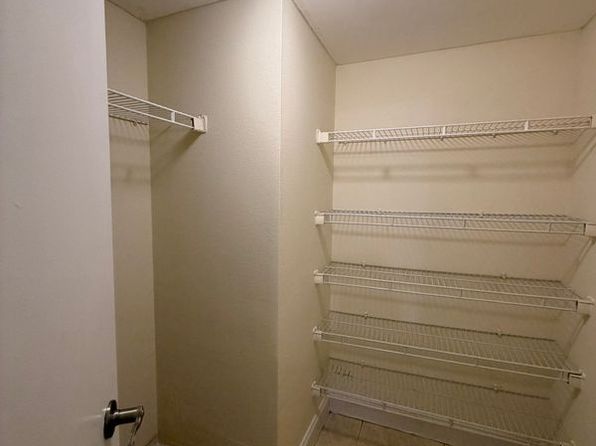 3020 Parkway Blvd APT 103