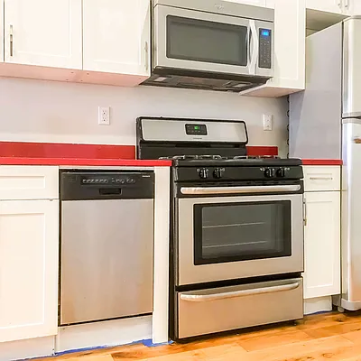 Rented by Nooklyn NYC LLC | media 18