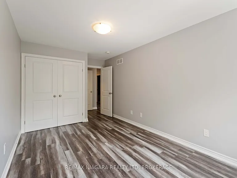 81 Grove St — Photo 20