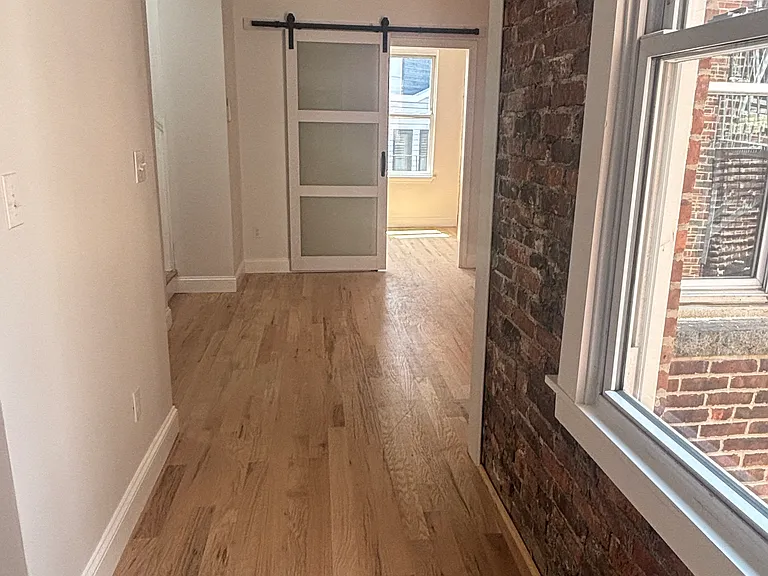 85 N Margin St #3 — Photo 2