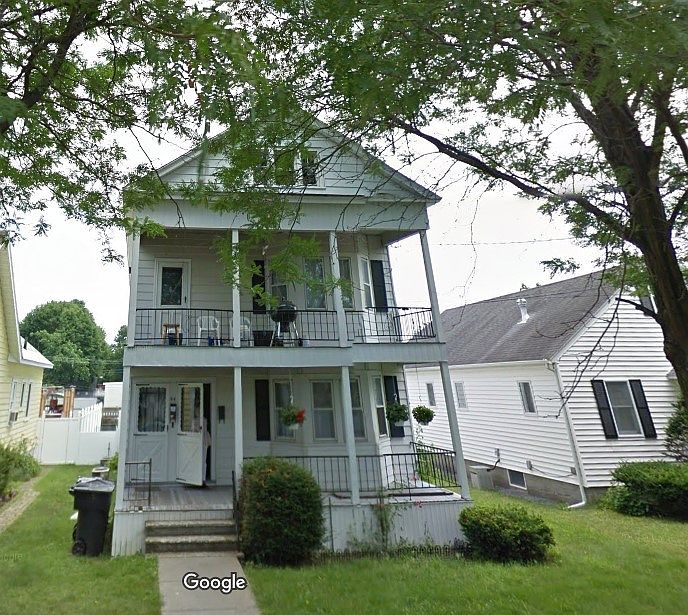 1st image of 44 Woodrow Ct