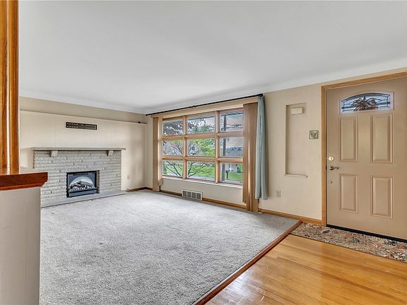 4th image of 535 Hickory Dr