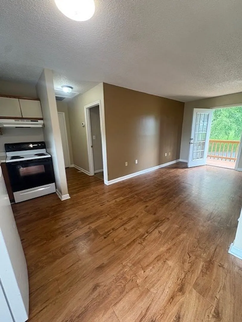Cozy Upstairs 1-Bedroom, 1-Bath Apartment in Abingdon, VA! — Photo 2