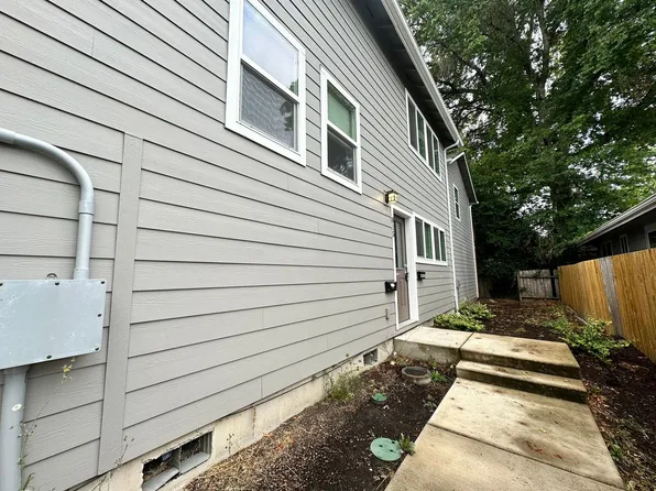 815 SW 8th St #2, Corvallis, OR 97333
