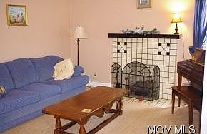 3rd image of 2810 29th St