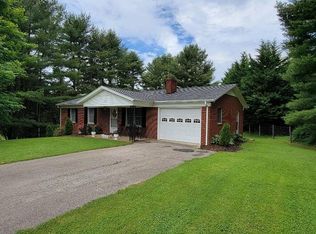 956 Sandy Level Rd, Woodlawn, VA 24381