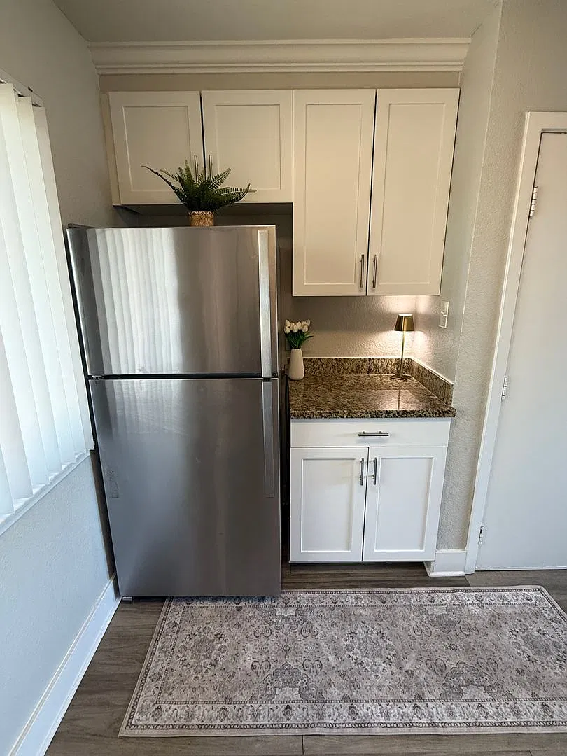 Sutter Crossing Apartments — Photo 4